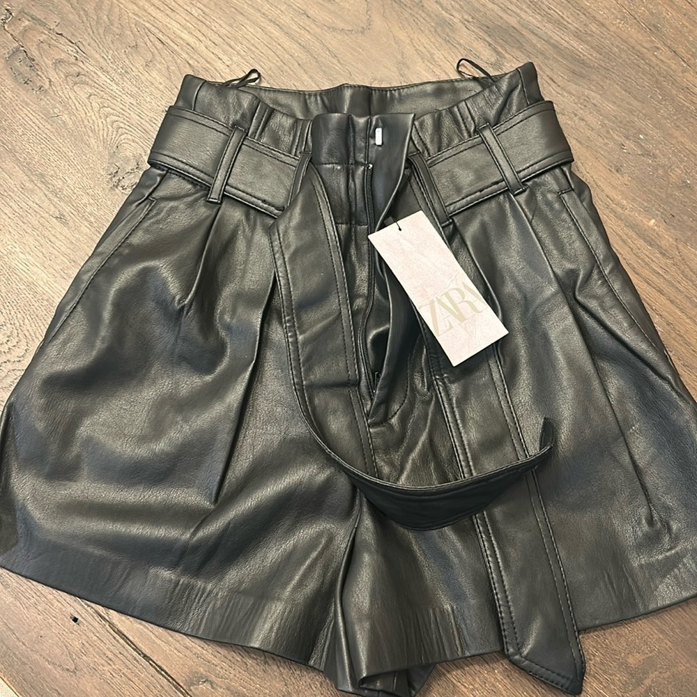 Zara Short